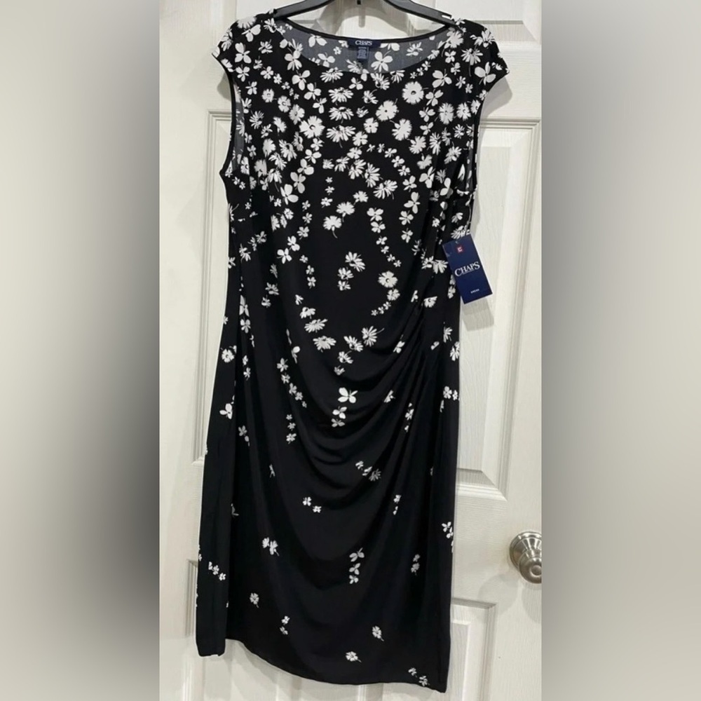 Chaps Women’s XL Front Lined Black White Flowers Dress NWT Sleeveless Floral